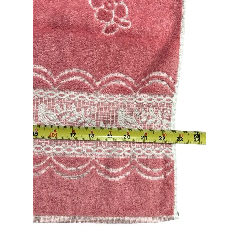Vtg MCM Cannon Barbie Pink Flower Bath Towel Velour Sculpted White Bird Made USA